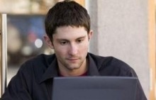 When Brafton reported that 40 percent of women are "Facebook addicts," marketers may have started launching female-friendly social campaigns - but a new study sheds light on men's frequent Facebook usage.