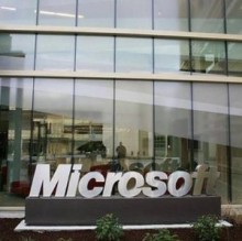 With the holidays and the year end approaching, many anticipated the business technology online chatter to remain relatively quiet this week. Enter Microsoft, the federal government and any analyst concerned about security in the mobile workforce, and the industry has plenty to discuss over eggnog and fruitcake this weekend.Microsoft sneakily revealed its sales numbers for [...]