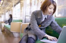 Google has made it clear that it wants to get into the local ad market, and an update to Google Places may help some business partners get more foot traffic. The company has announced that users can now upload their own photos to Google Places. Google execs explain that Places fans have previously been able [...]