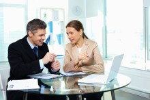 Small businesses are spending more on IT investments, which means technology vendors should take this moment to create web and content marketing campaigns to stand out.